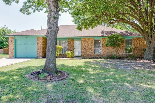 1823 carrington Drive, Glenn Heights, TX 75154