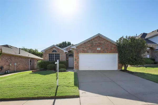 12836 Dorset Drive, Fort Worth, TX 76244