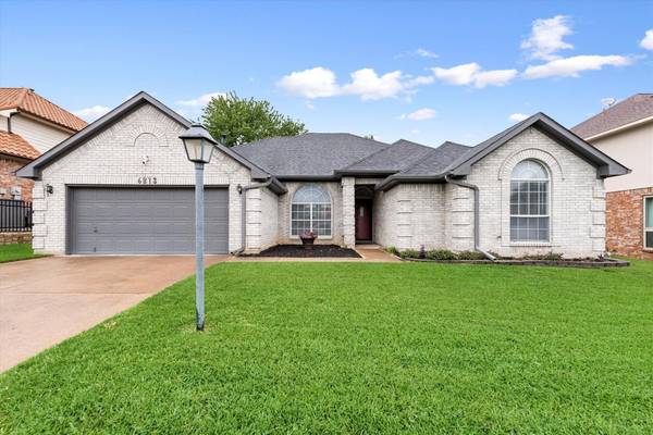 6813 Greenleaf Drive, North Richland Hills, TX 76182