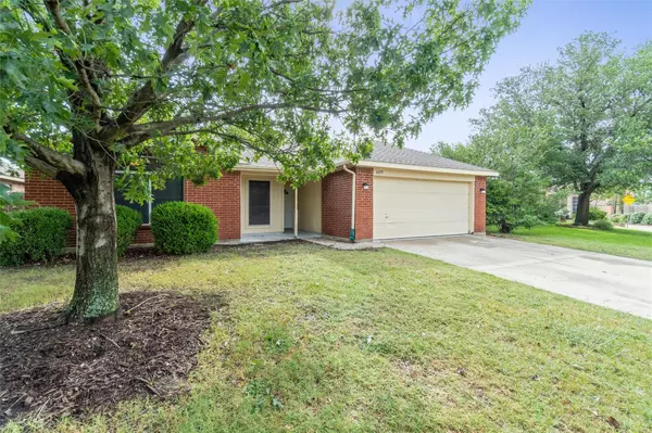 Arlington, TX 76001,6439 Brookhaven Trail