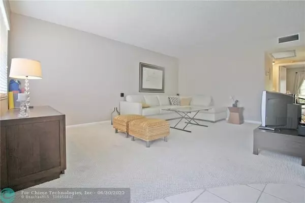 Deerfield Beach, FL 33442,524 Tilford X  #524