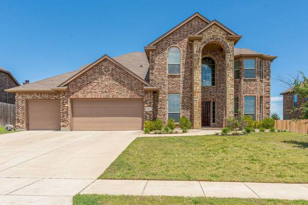 1047 Chandler Street, Kennedale, TX 76060