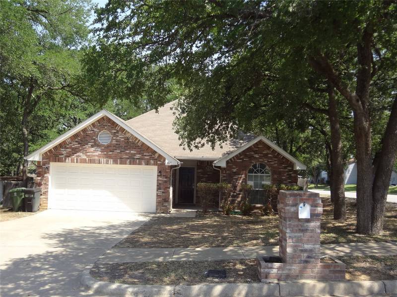 1617 Donna Lane, Bedford, TX 76022