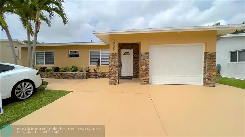 5909 NW 71ST AV, Tamarac, FL 33321