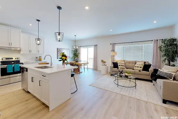 114 Keith WAY, Saskatoon, SK S7V 0P4