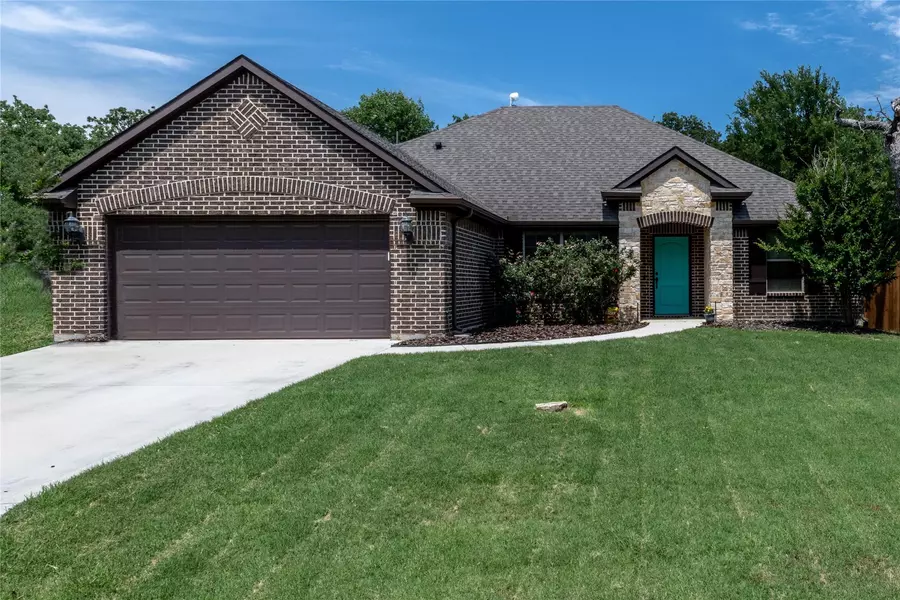 110 Timber Trail, Runaway Bay, TX 76426