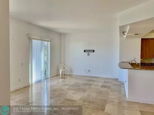 Wilton Manors, FL 33334,2633 NE 14th Ave  #401