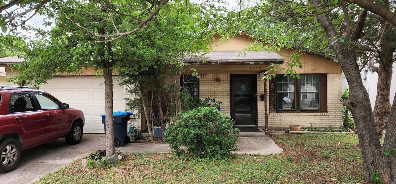 4709 Mccart Avenue, Fort Worth, TX 76115