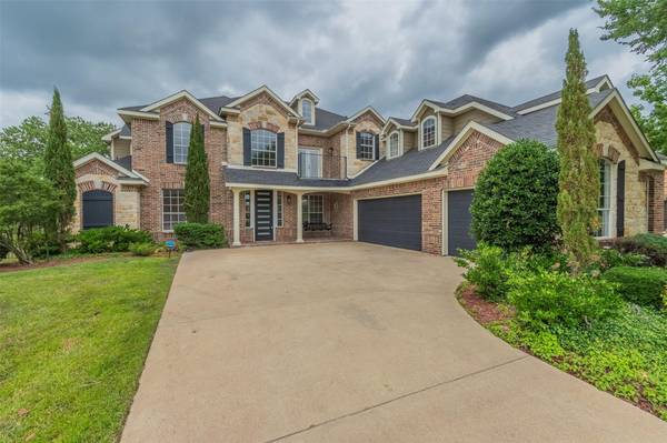 9709 Fairway Vista Drive, Rowlett, TX 75089