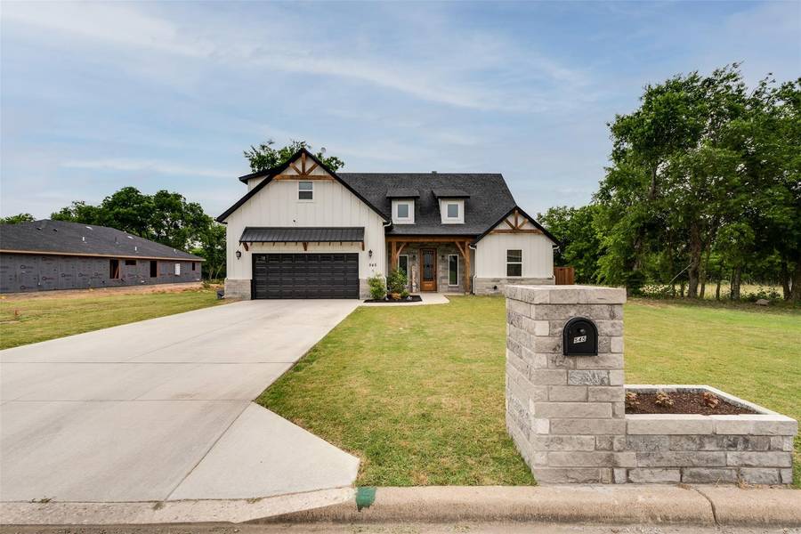 545 Mckittrick Court, Godley, TX 76044