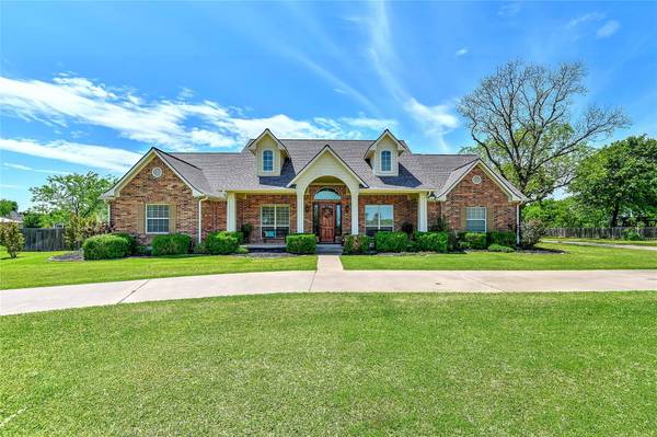 1757 Woodlake Road, Denison, TX 75021