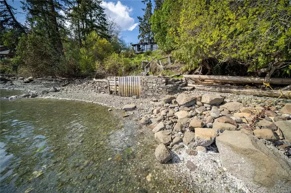 Thetis Island, BC V0R 2Y0,119 Clam Bay Rd