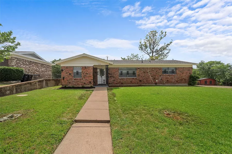 4200 Burke Road, Fort Worth, TX 76119