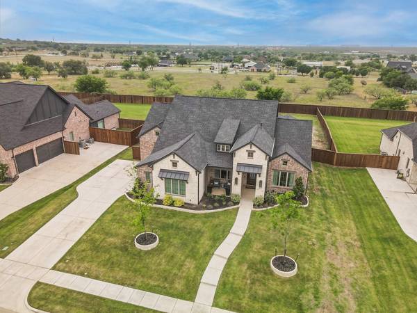 221 Wimberley Drive, Haslet, TX 76052