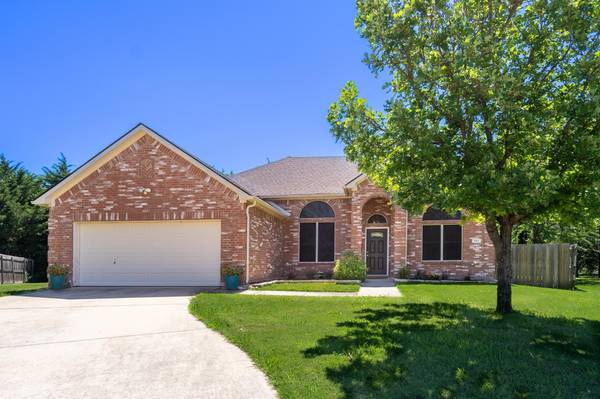 107 Princeton Circle, Terrell, TX 75160