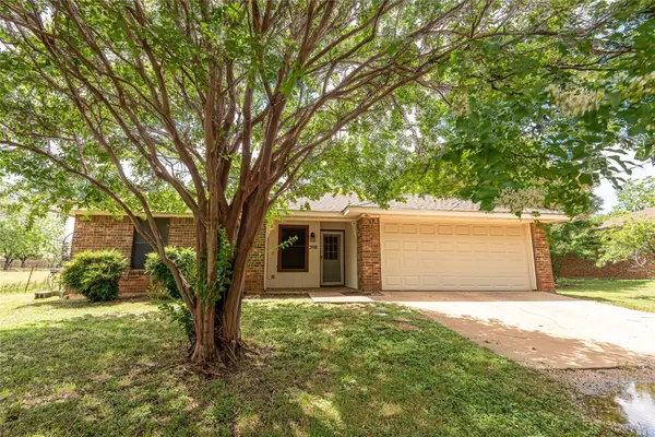 Weatherford, TX 76086,308 Hickory Lane