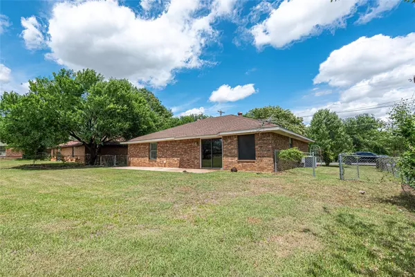 Weatherford, TX 76086,308 Hickory Lane