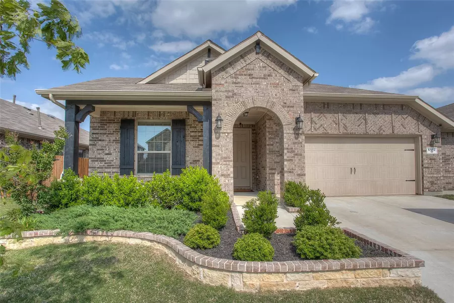 6112 Whale Rock Court, Fort Worth, TX 76179