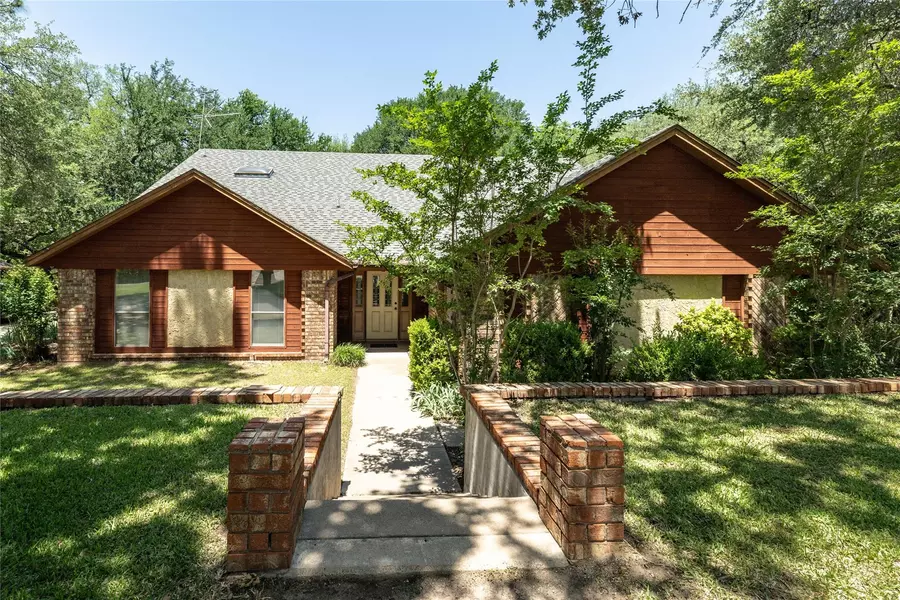 8614 Ashland Court, Granbury, TX 76049