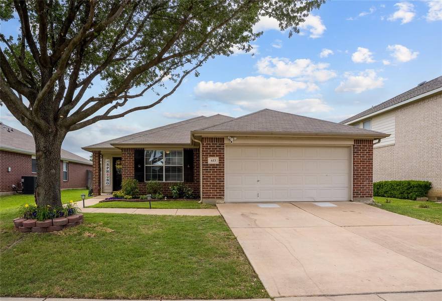 613 Condor Trail, Saginaw, TX 76131