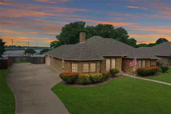 1101 Bayshore Drive, Rockwall, TX 75087