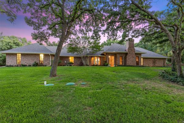 6501 Oakview Drive, Flower Mound, TX 75022