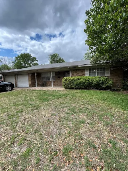 1308 Lyric Drive, Fort Worth, TX 76134