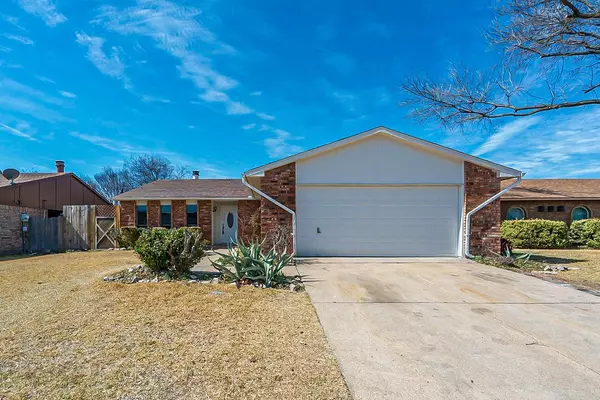 7305 Sorrell Court, Fort Worth, TX 76137