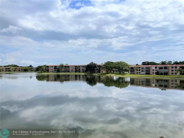 6327 Coral Lake Dr  #303, Margate, FL 33063