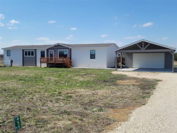 451 Lake Whitney Drive, Whitney, TX 76692