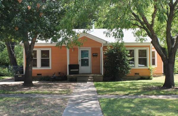 2302 Fowler Drive, Denton, TX 76209