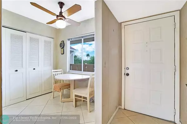 Delray Beach, FL 33446,6515 Kensington Ln  #407