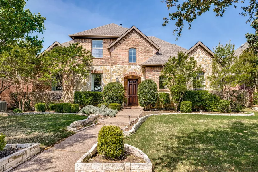 424 Black Castle Drive, Lewisville, TX 75056