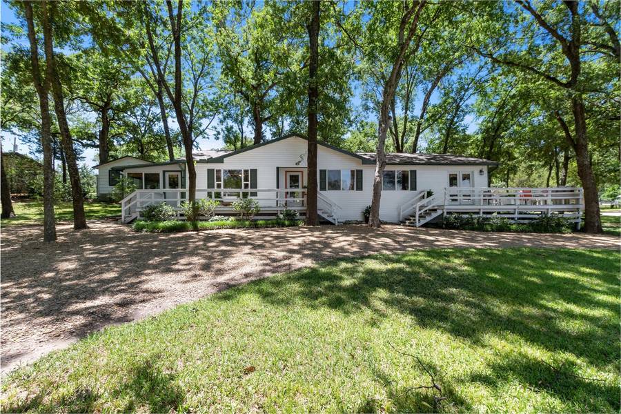 107 Spring Branch Trail, Tool, TX 75143