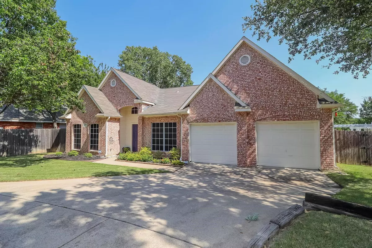 Bedford, TX 76022,1200 Greendale Drive