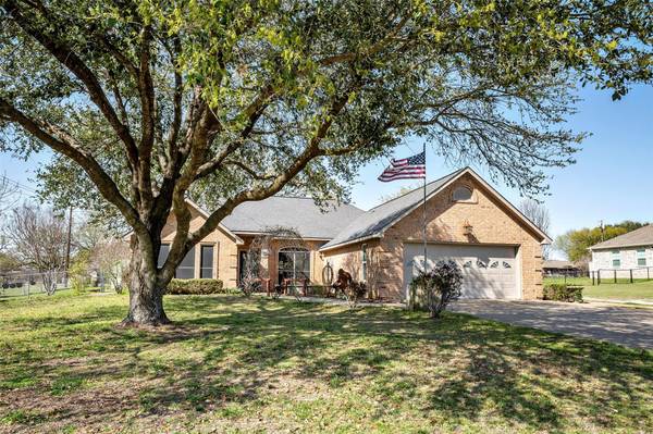 106 Rye Place, Gun Barrel City, TX 75156