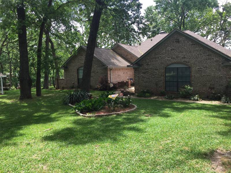 17468 Old River Road, Flint, TX 75762