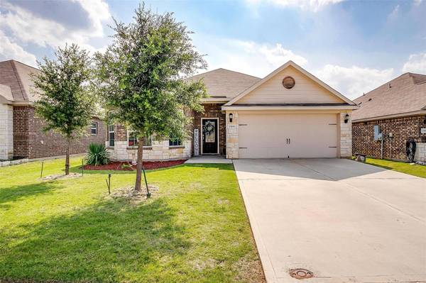 13616 Founders Lane, Crowley, TX 76036