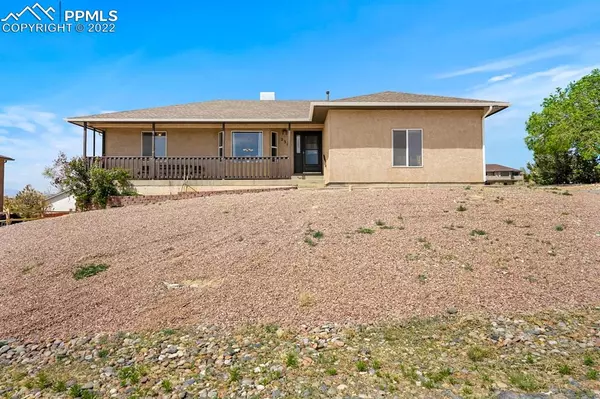 231 W Kyle DR, Pueblo West, CO 81007