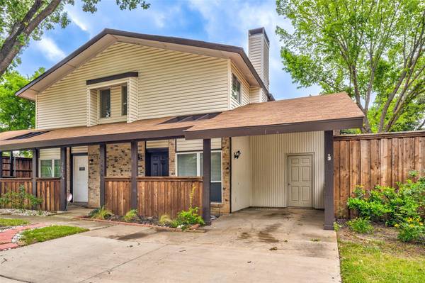 2656 Via Valencia, Carrollton, TX 75006