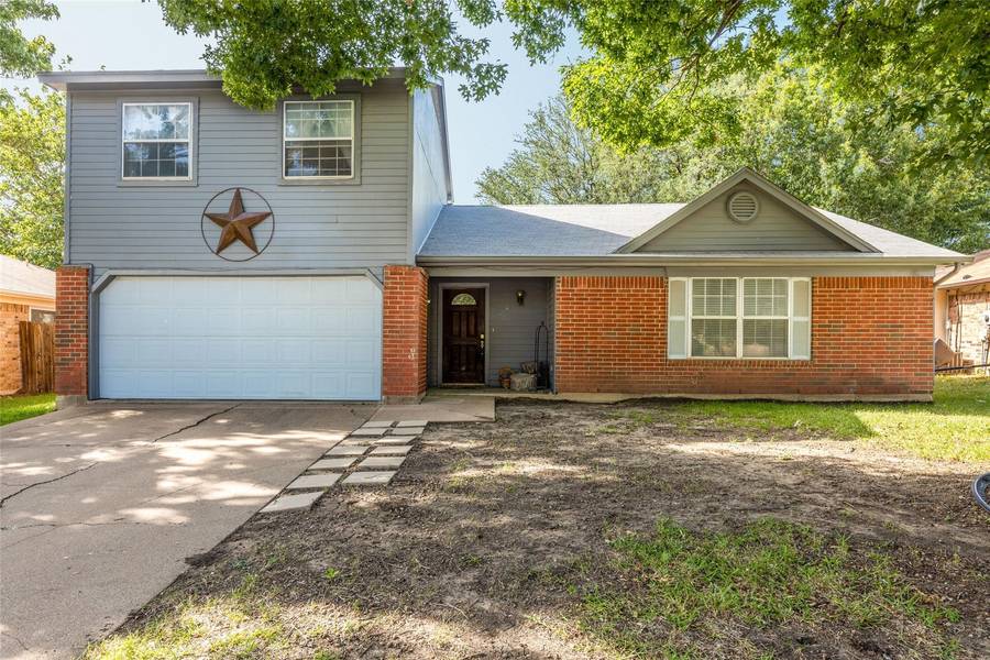 820 Reed Avenue, Saginaw, TX 76179