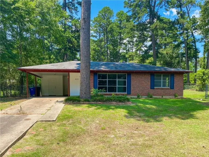 828 Flournoy Lucas Road, Shreveport, LA 71118