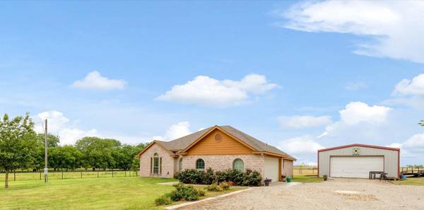 3820 County Road 1123,  Godley,  TX 76044