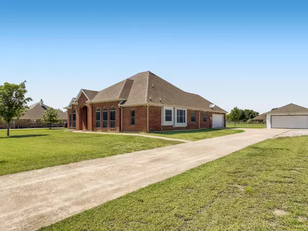 Van Alstyne, TX 75495,1687 Sportsman Lane