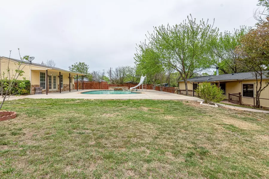 3040 Zion Hill Loop, Weatherford, TX 76088