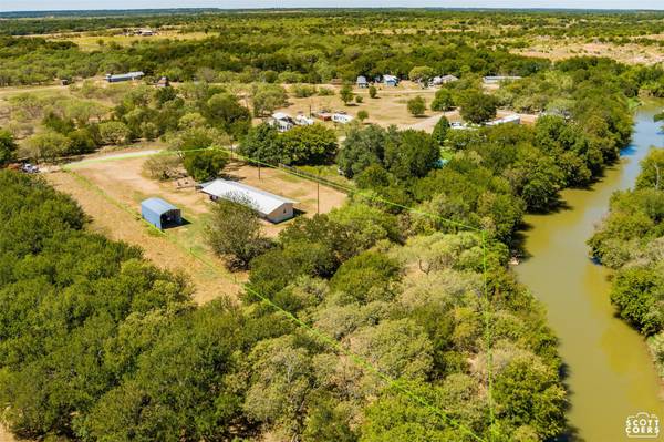 8600 River Run Drive, Brownwood, TX 76801