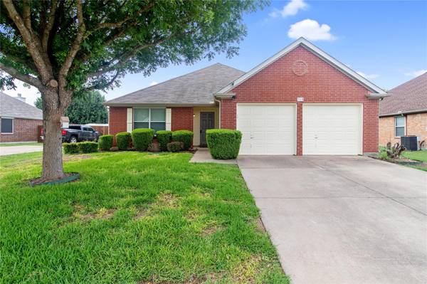 718 Reindeer Drive, Midlothian, TX 76065