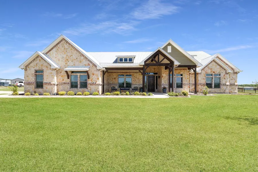 6400 Miller Road, Krum, TX 76249