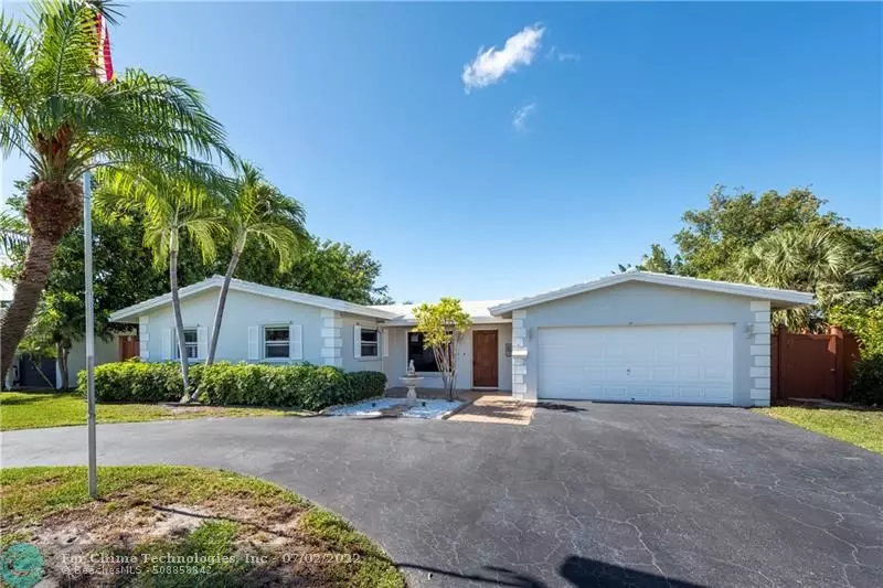 2240 NE 38th St, Lighthouse Point, FL 33064