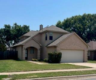 6724 Wooddale Drive, Watauga, TX 76148